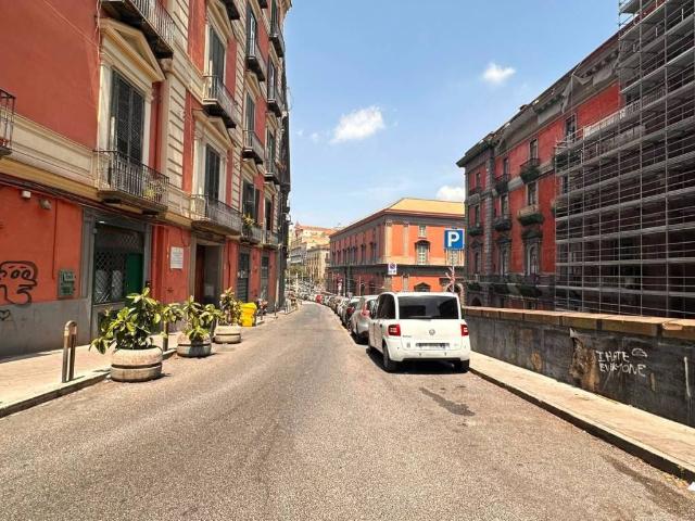 Appartamento in vendita a Napoli NA