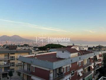 Appartamento in vendita a Napoli NA