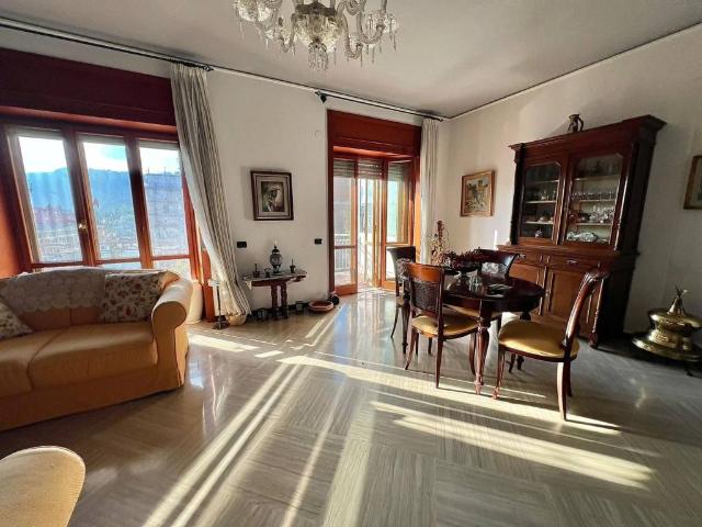 Appartamento in vendita a Napoli NA