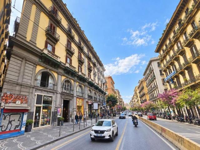 Appartamento in vendita a Napoli NA