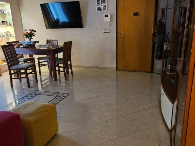 Appartamento in vendita a Napoli NA