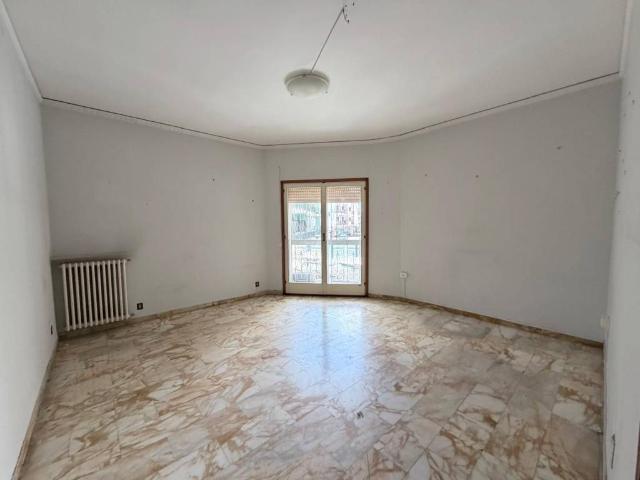 Appartamento in vendita a Napoli NA