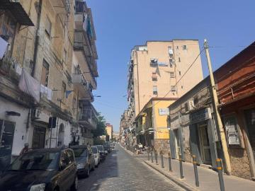 Appartamento in vendita a Napoli NA