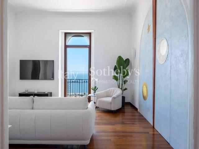 Appartamento in vendita a Napoli NA
