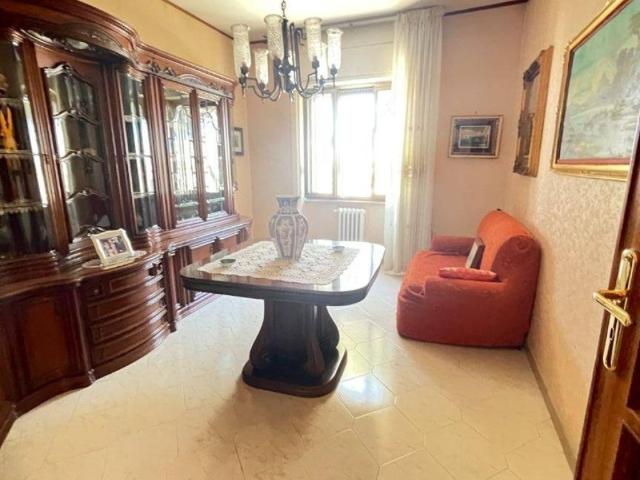 Appartamento in vendita a Napoli NA