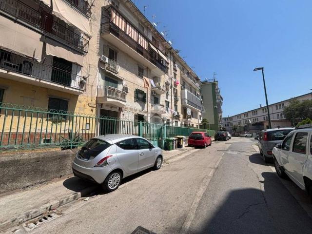 Appartamento in vendita a Napoli NA