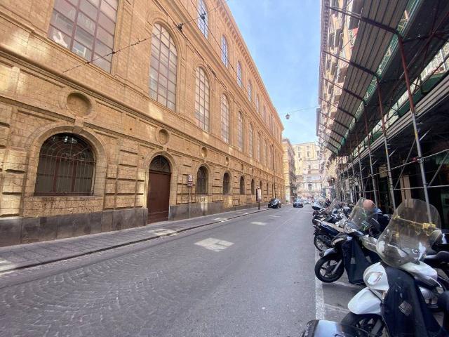 Appartamento in vendita a Napoli NA