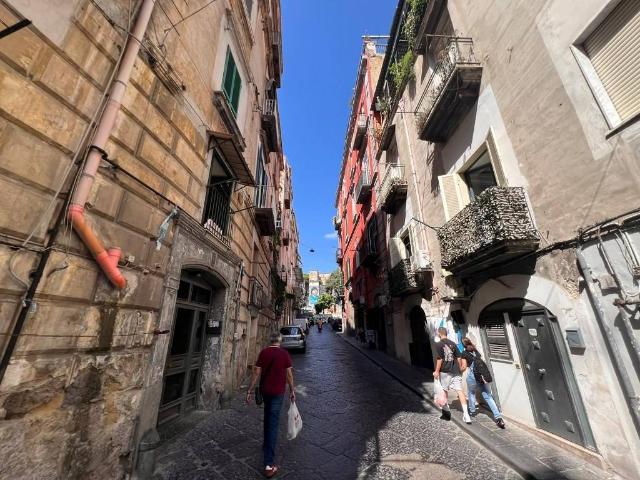 Appartamento in vendita a Napoli NA