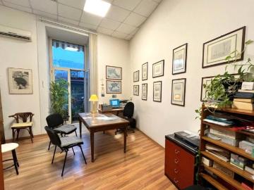 Appartamento in vendita a Napoli NA