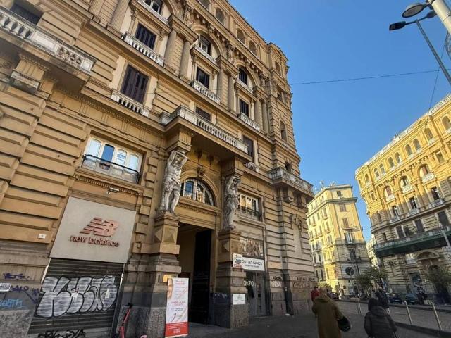 Appartamento in vendita a Napoli NA