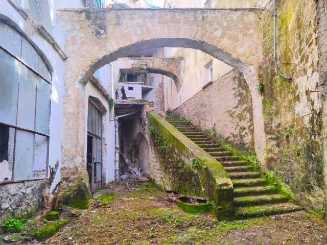Appartamento in vendita a Napoli NA