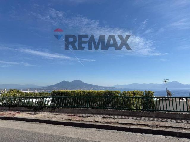 Appartamento in vendita a Napoli NA