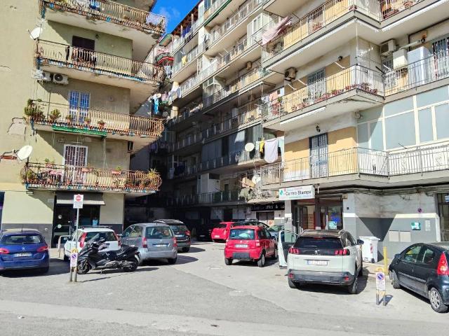 Appartamento in vendita a Napoli NA