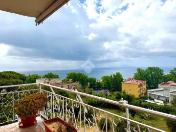 Appartamento in vendita a Napoli NA