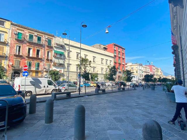 Appartamento in vendita a Napoli NA