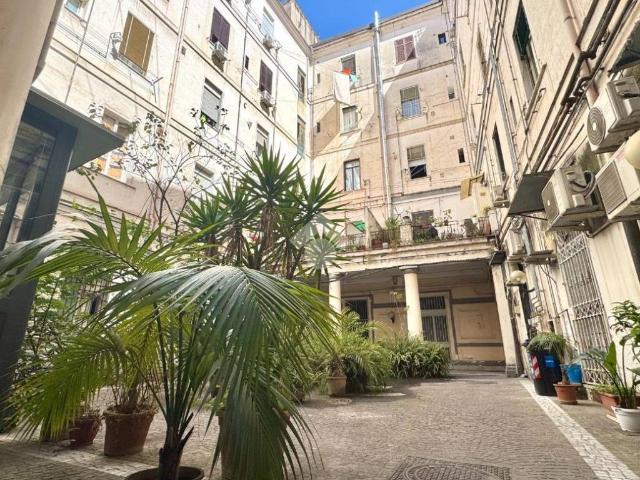 Appartamento in vendita a Napoli NA
