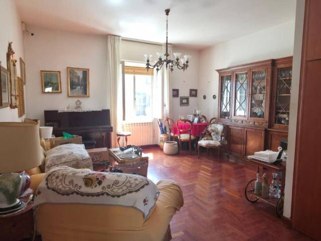 Appartamento in vendita a Napoli NA
