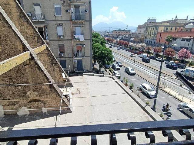 Appartamento in vendita a Napoli NA