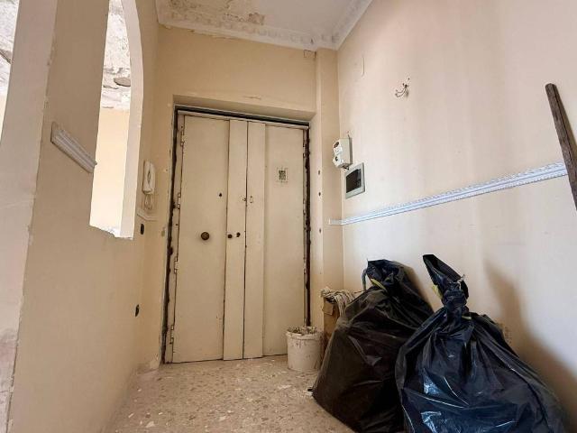 Appartamento in vendita a Napoli NA