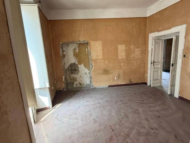 Appartamento in vendita a Napoli NA