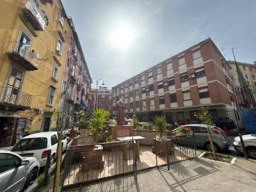 Appartamento in vendita a Napoli NA