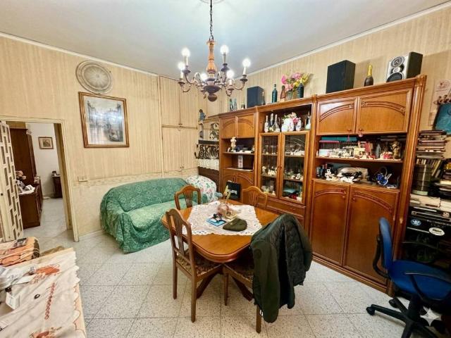 Appartamento in vendita a Napoli NA