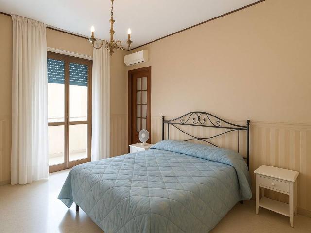Appartamento in vendita a Napoli NA
