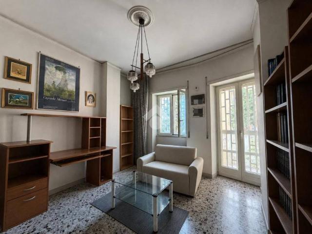 Appartamento in vendita a Napoli NA