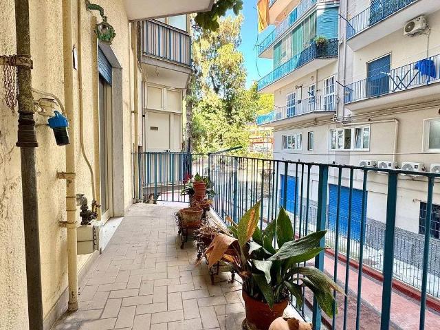 Appartamento in vendita a Napoli NA