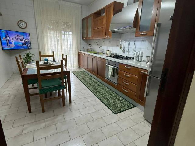 Appartamento in vendita a Napoli NA