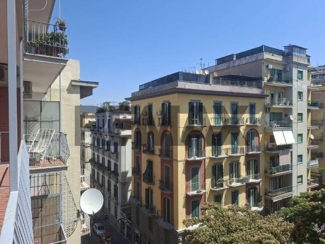 Appartamento in vendita a Napoli NA