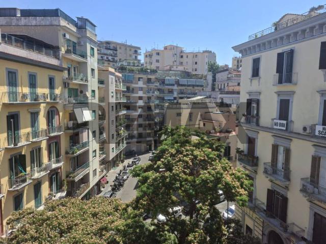 Appartamento in vendita a Napoli NA