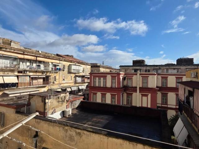 Appartamento in vendita a Napoli NA