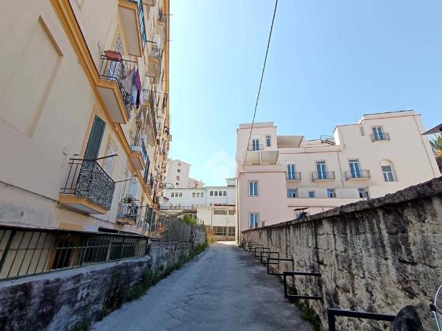 Appartamento in vendita a Napoli NA