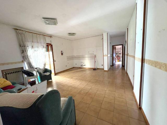 Appartamento in vendita a Napoli NA