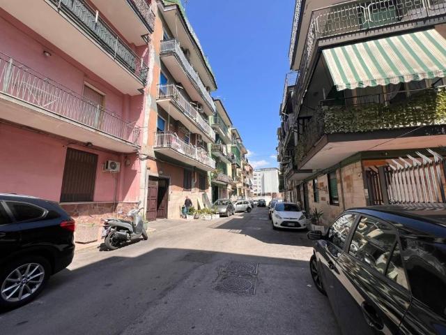 Appartamento in vendita a Napoli NA