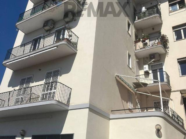 Appartamento in vendita a Napoli NA