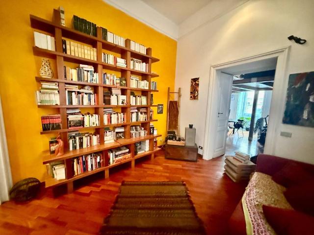Appartamento in vendita a Napoli NA
