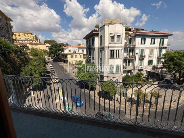 Appartamento in vendita a Napoli NA