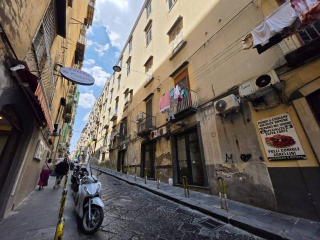 Appartamento in vendita a Napoli NA