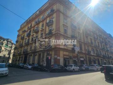 Appartamento in vendita a Napoli NA