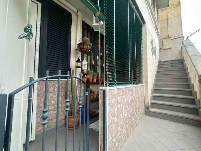 Appartamento in vendita a Napoli NA
