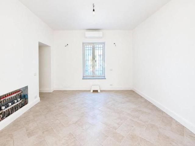 Appartamento in vendita a Napoli NA