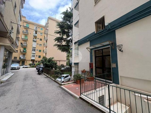 Appartamento in vendita a Napoli NA