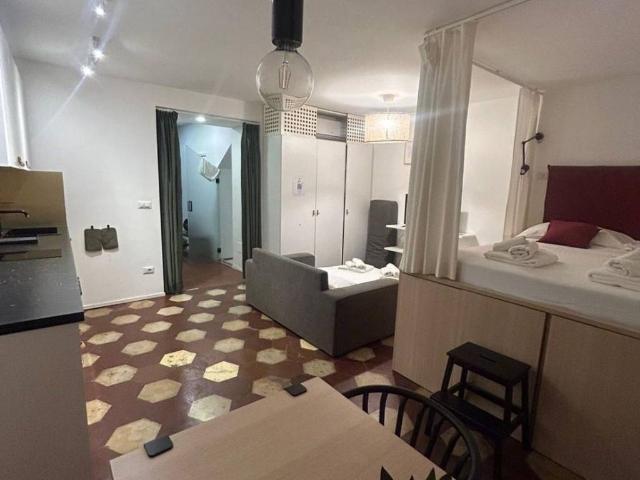 Appartamento in vendita a Napoli NA