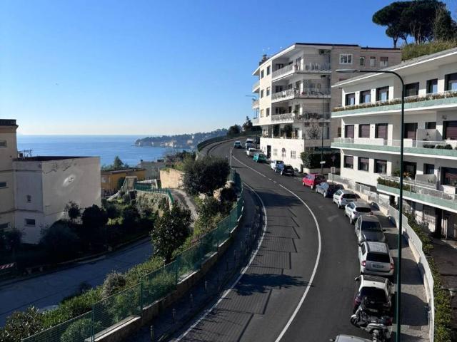 Appartamento in vendita a Napoli NA