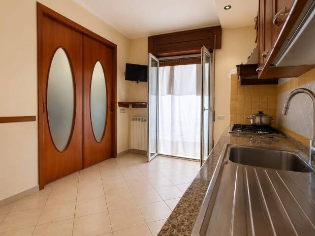 Appartamento in vendita a Napoli NA