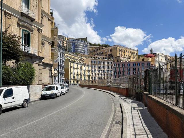 Appartamento in vendita a Napoli NA