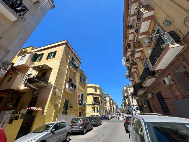 Appartamento in vendita a Napoli NA