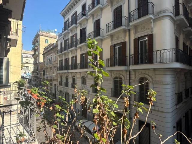 Appartamento in vendita a Napoli NA